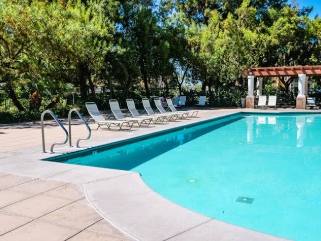 Recherche de fuite piscine fluorescéine